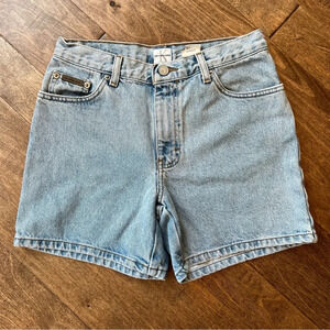 Vintage Calvin Klein easy fit shorts size 4
